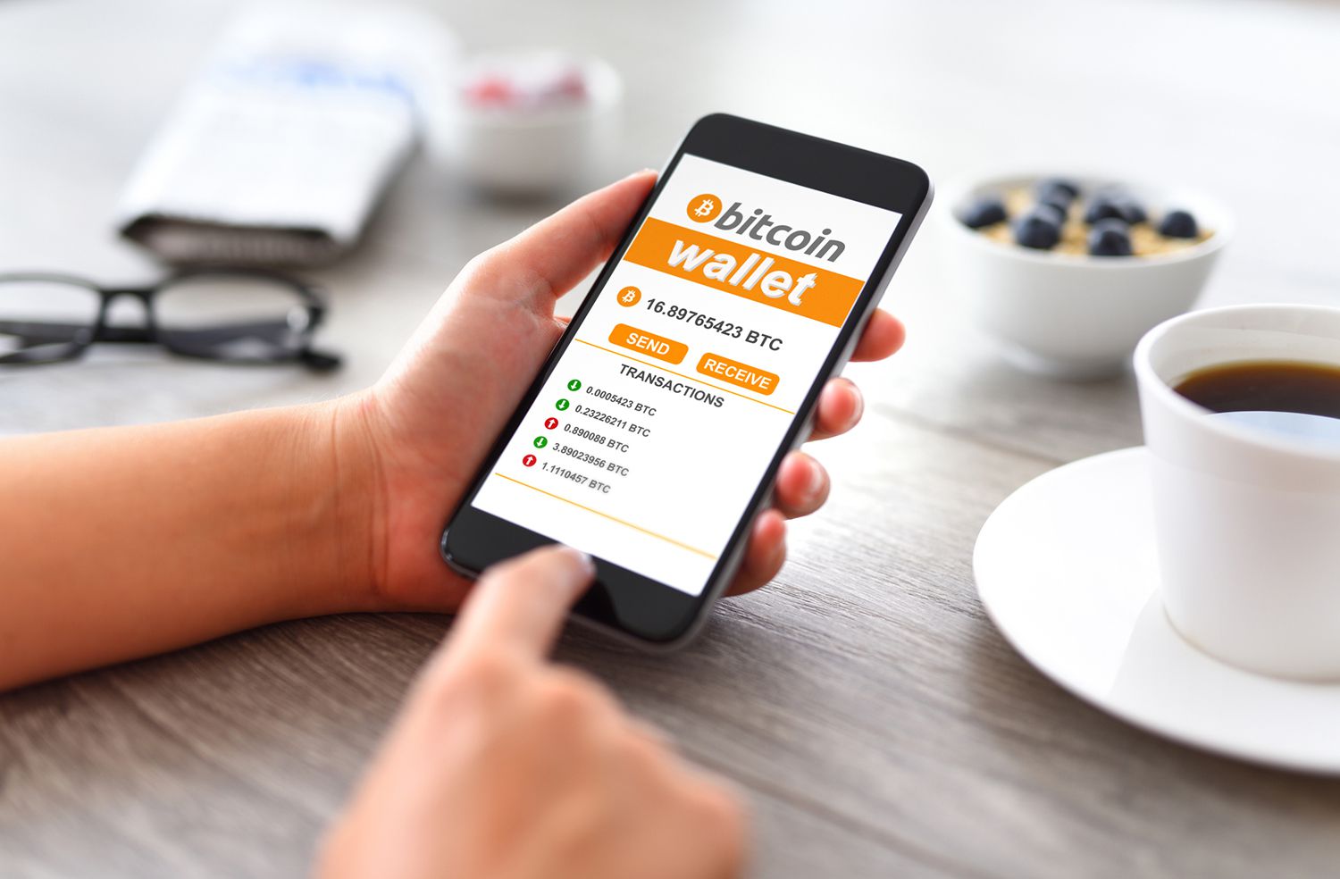 کیف پول بیت کوین چیست؟ انواع کیف پول های BTC
